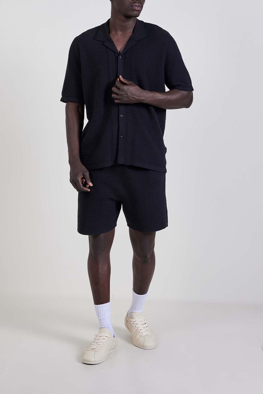 מכנסי ג'וגר קצרים